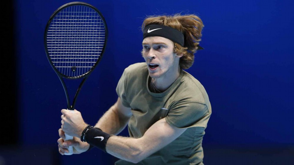 马加萨为摩 马加萨为摩