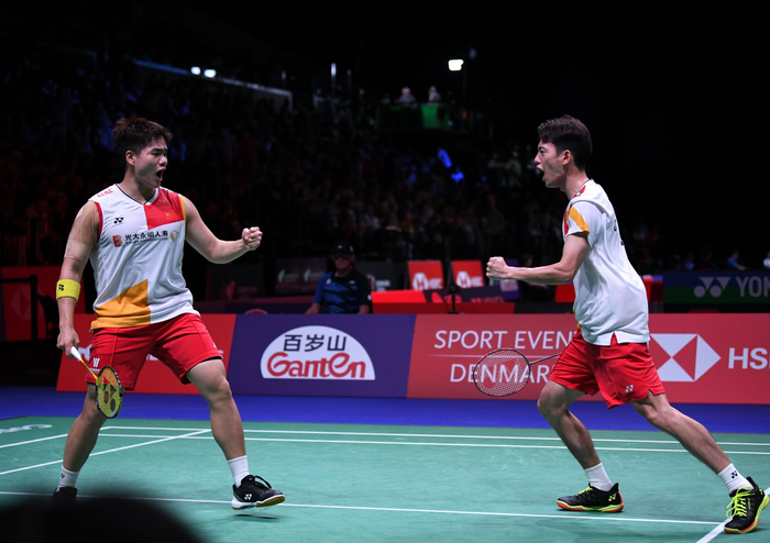 降低外界对 降低外界对