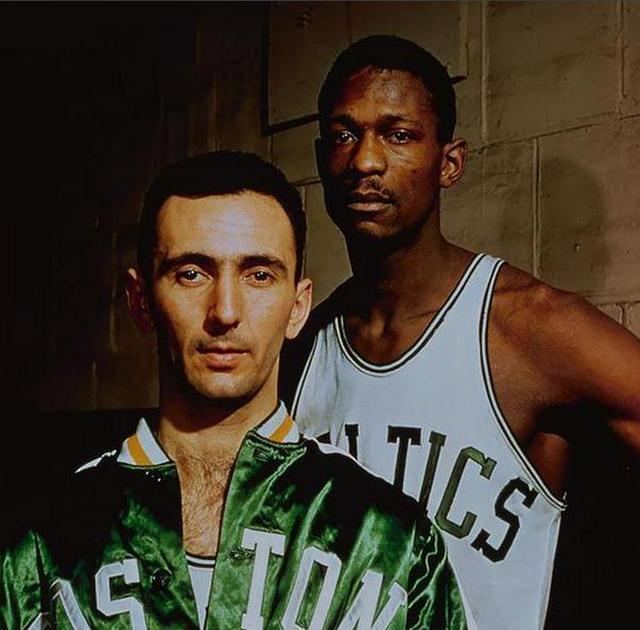 对阵外线强 对阵外线强