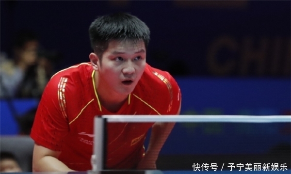 击掌拥抱 击掌拥抱