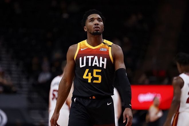 顺势一拨一 顺势一拨一